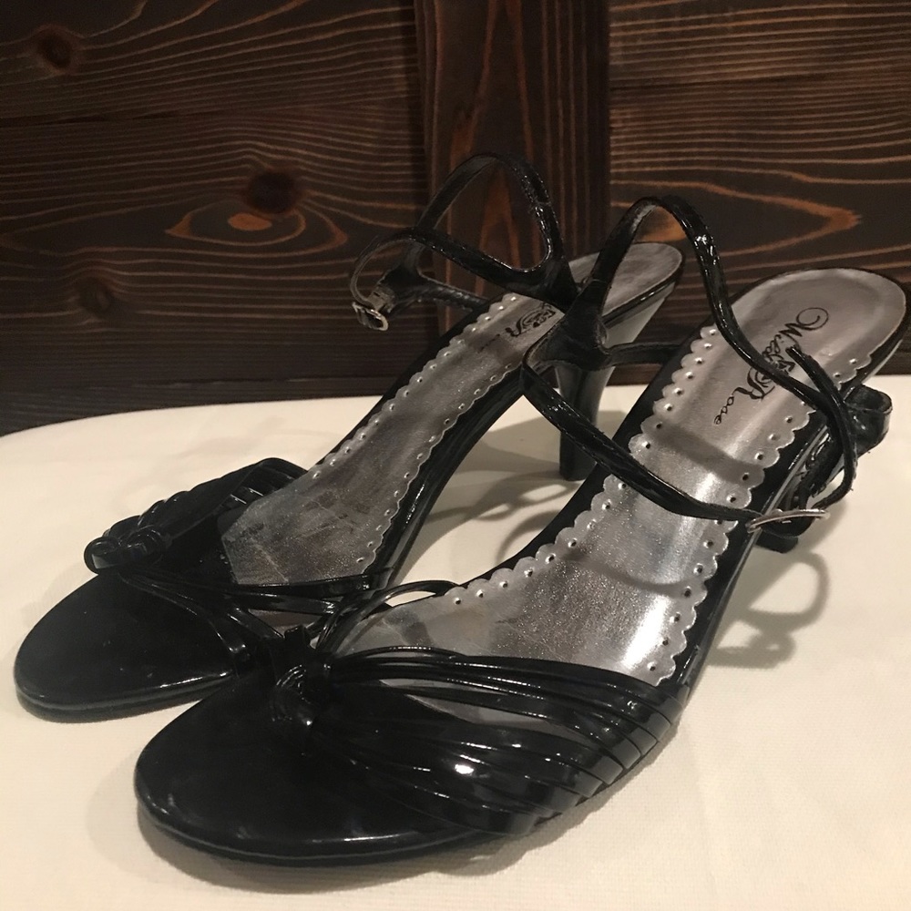 Black strappy low heels